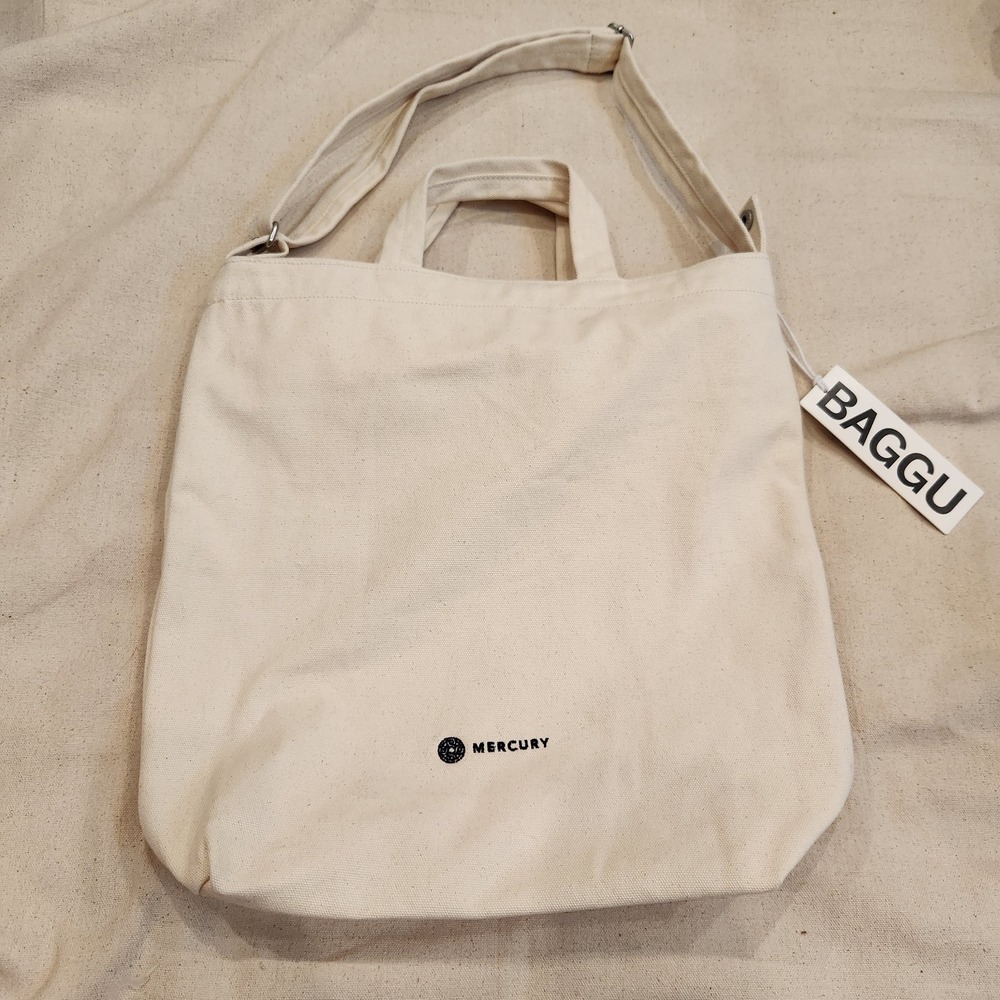 New BAGGU Zip Duck Bag Natural Canvas Tote Crossbody Bag Mercury Branded